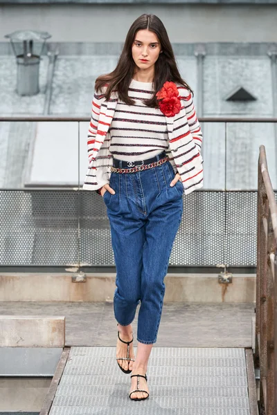 Look 36